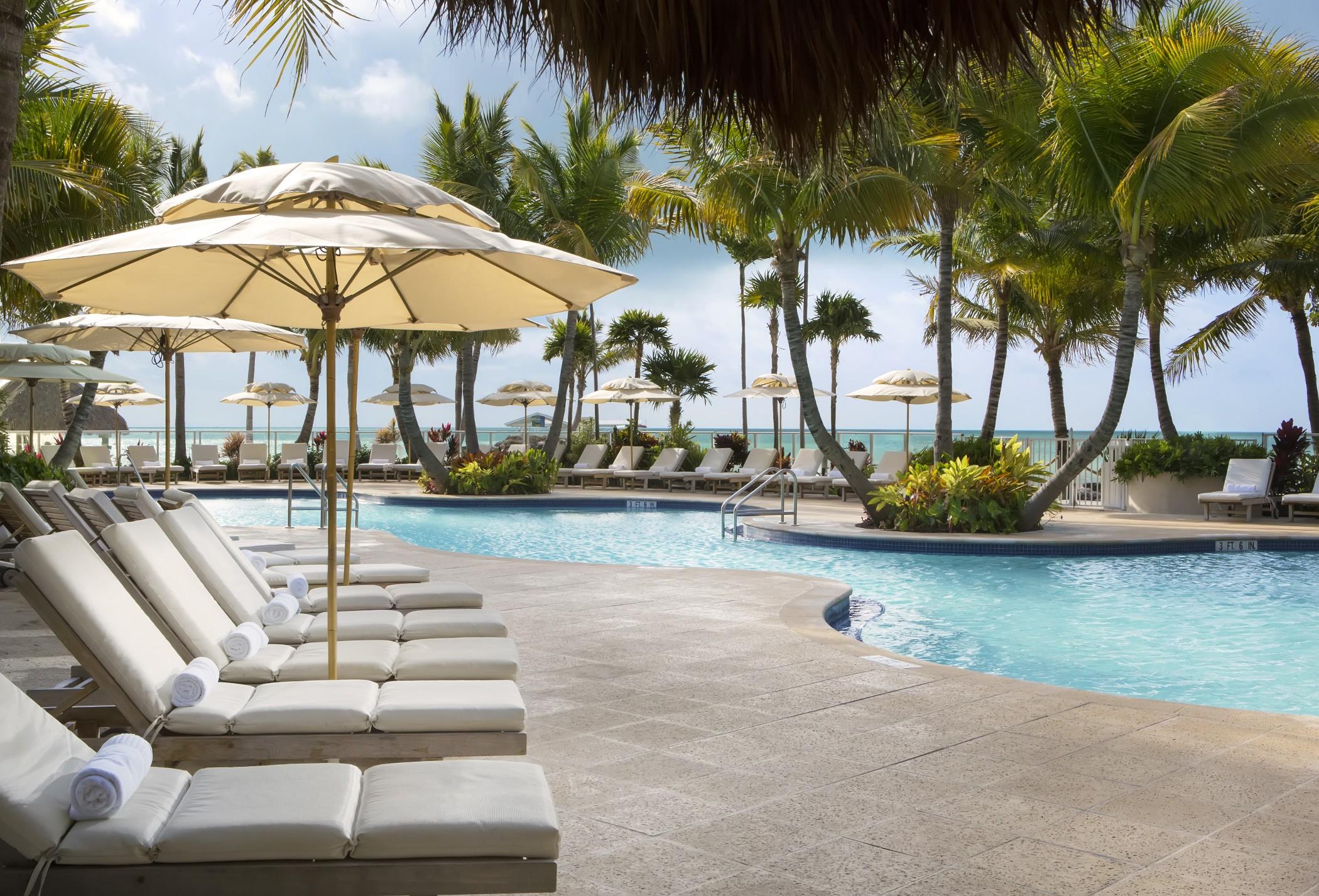 Cheeca Lodge & Spa Islamorada Eksteriør billede The pool at the Four Seasons Hotel