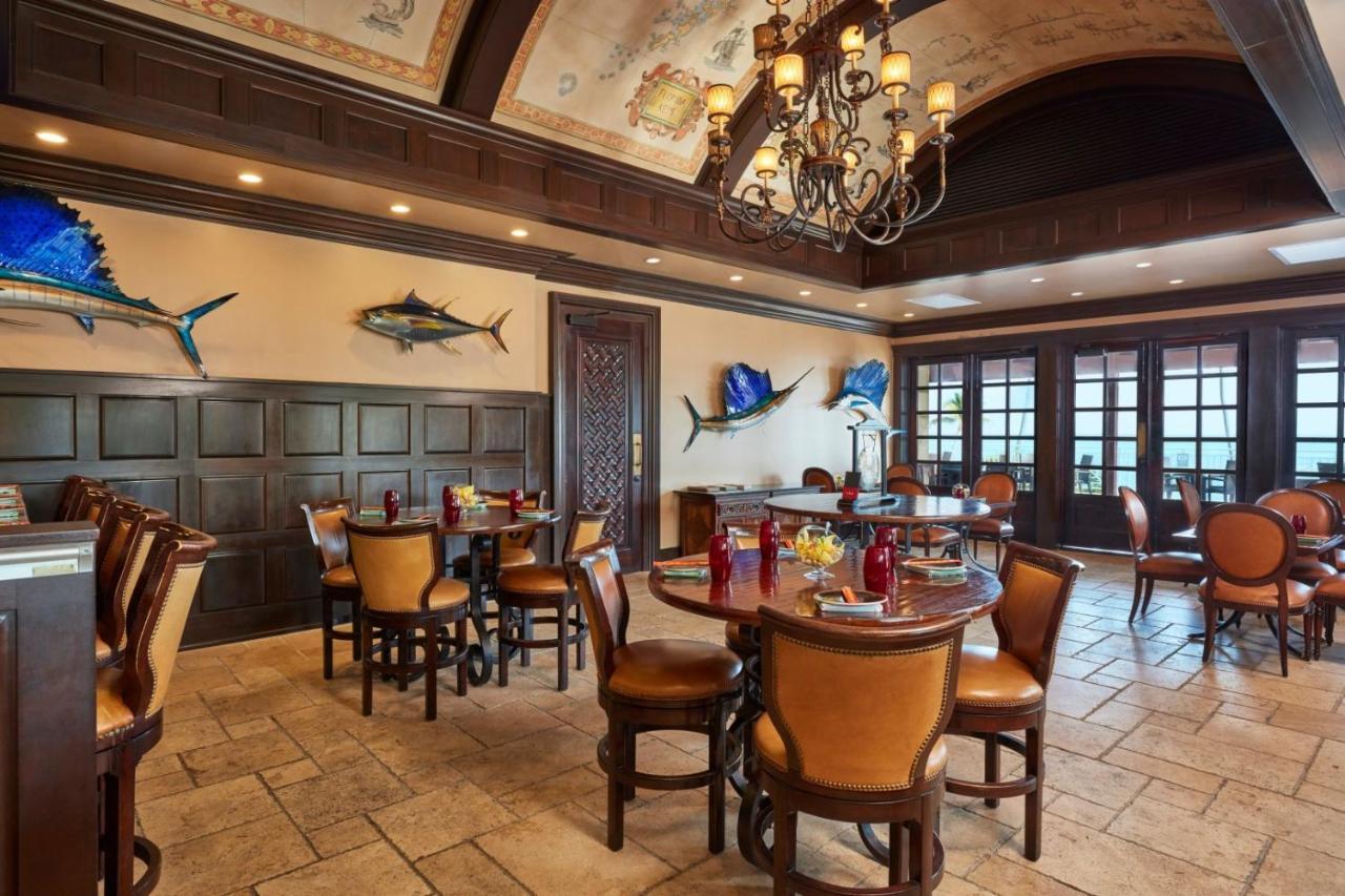 Cheeca Lodge & Spa Islamorada Eksteriør billede The interior of the restaurant