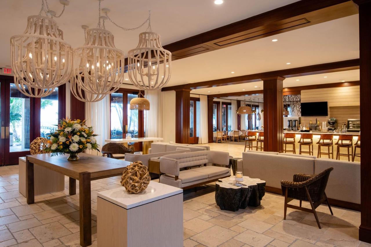 Cheeca Lodge & Spa Islamorada Eksteriør billede The lobby at the Four Seasons Resort Maui